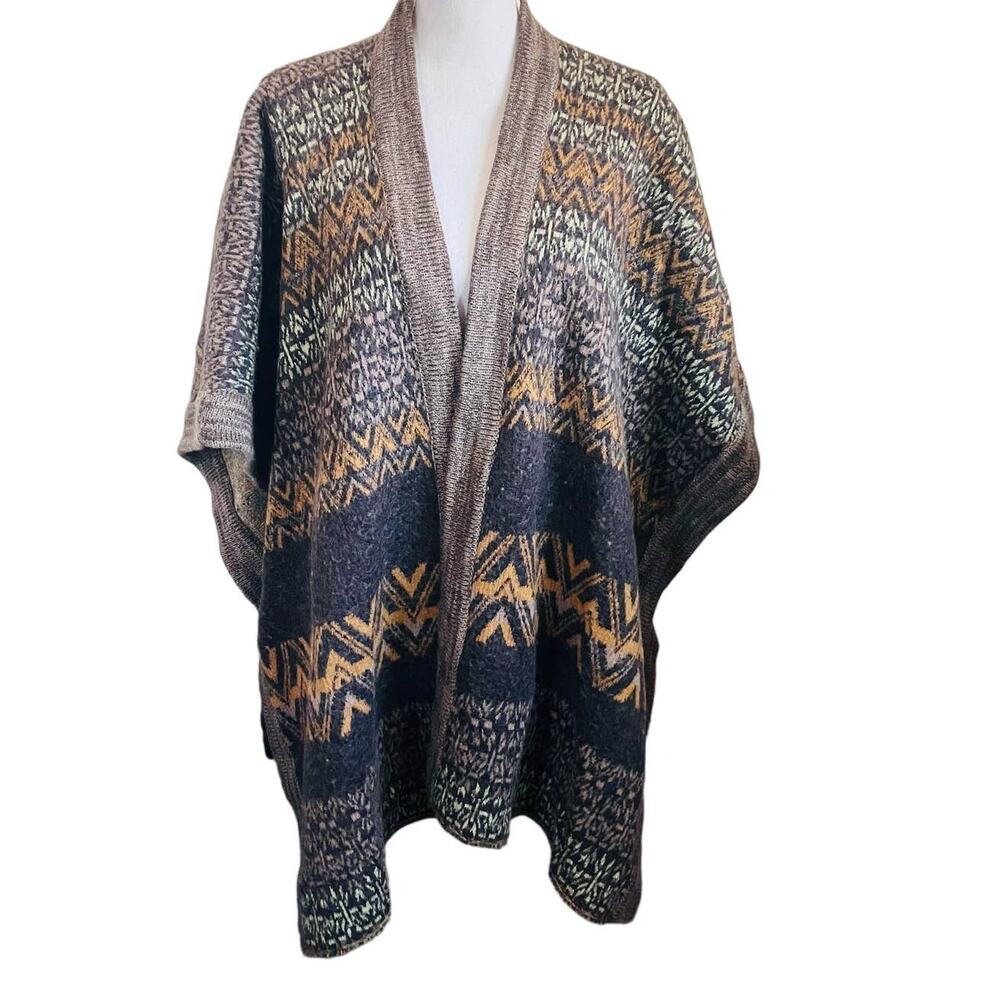 Aritzia Wilfred Free Italian Cape Sweater XXS